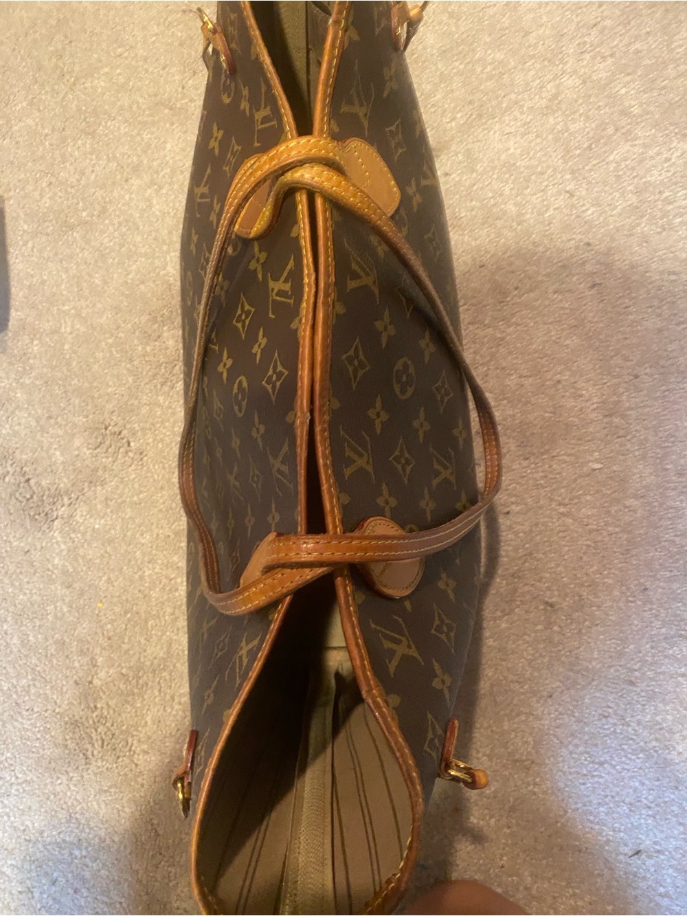 Louis Vuitton Neverfull MM - Picture 3 of 13